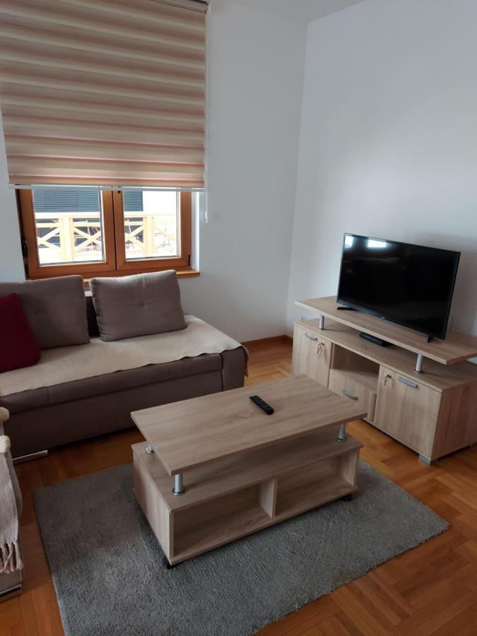 Apartman Veselinovic 兹拉蒂博尔 外观 照片